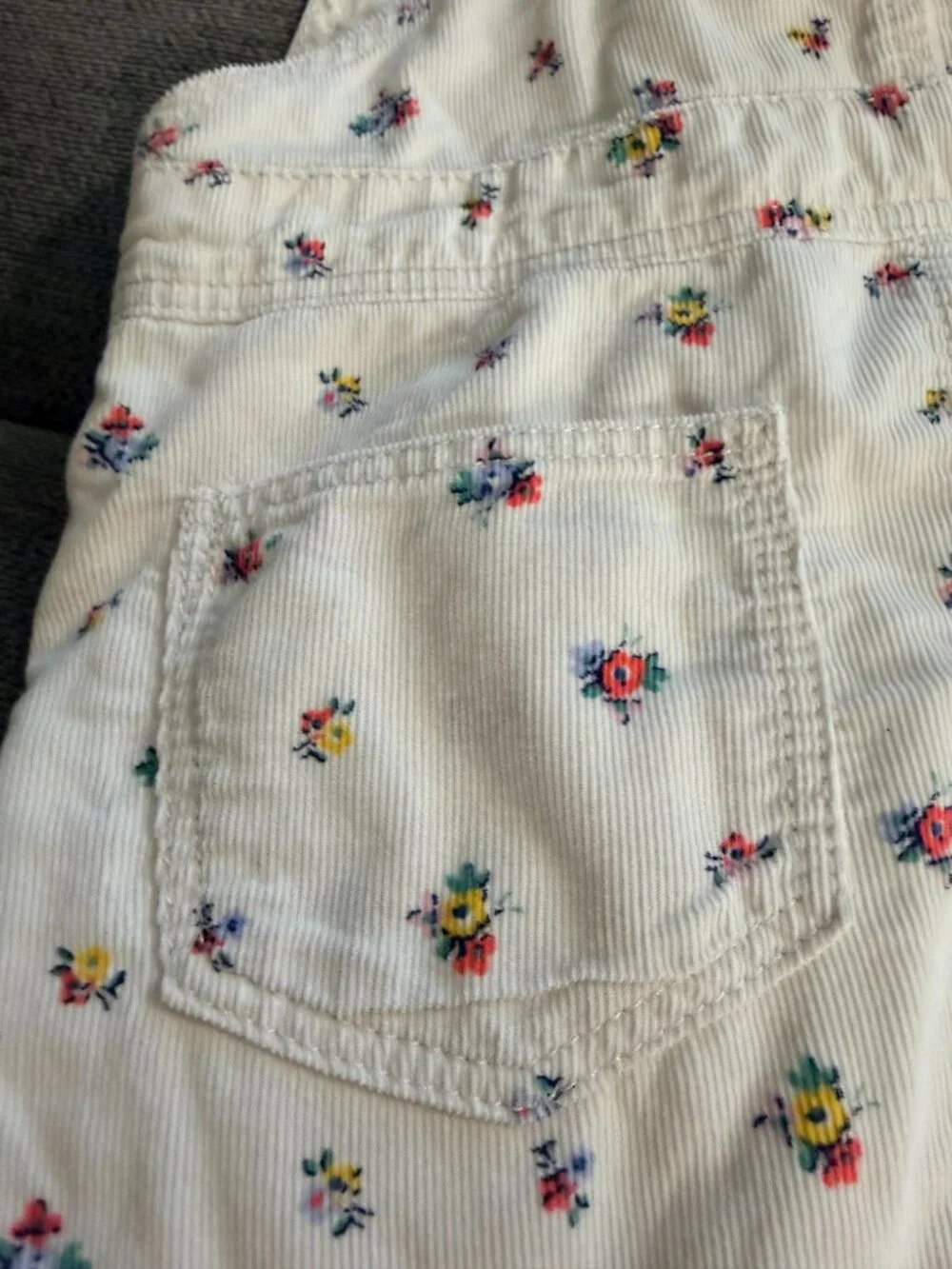 Gap Toddler Girls Approx 4 White Blue Pink Floral Corduroy Overall Jumper Dress